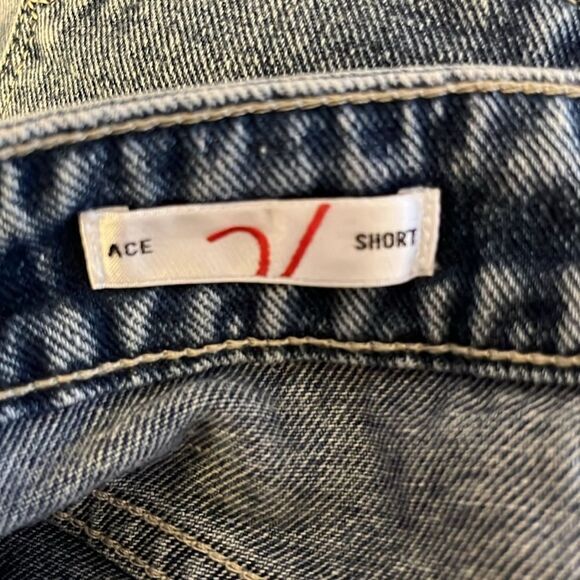 Vigoss Ace Shorts Size 27 Blue High Rise Star Deco New Raw Edge Hem Denim NWT - Picture 9 of 10